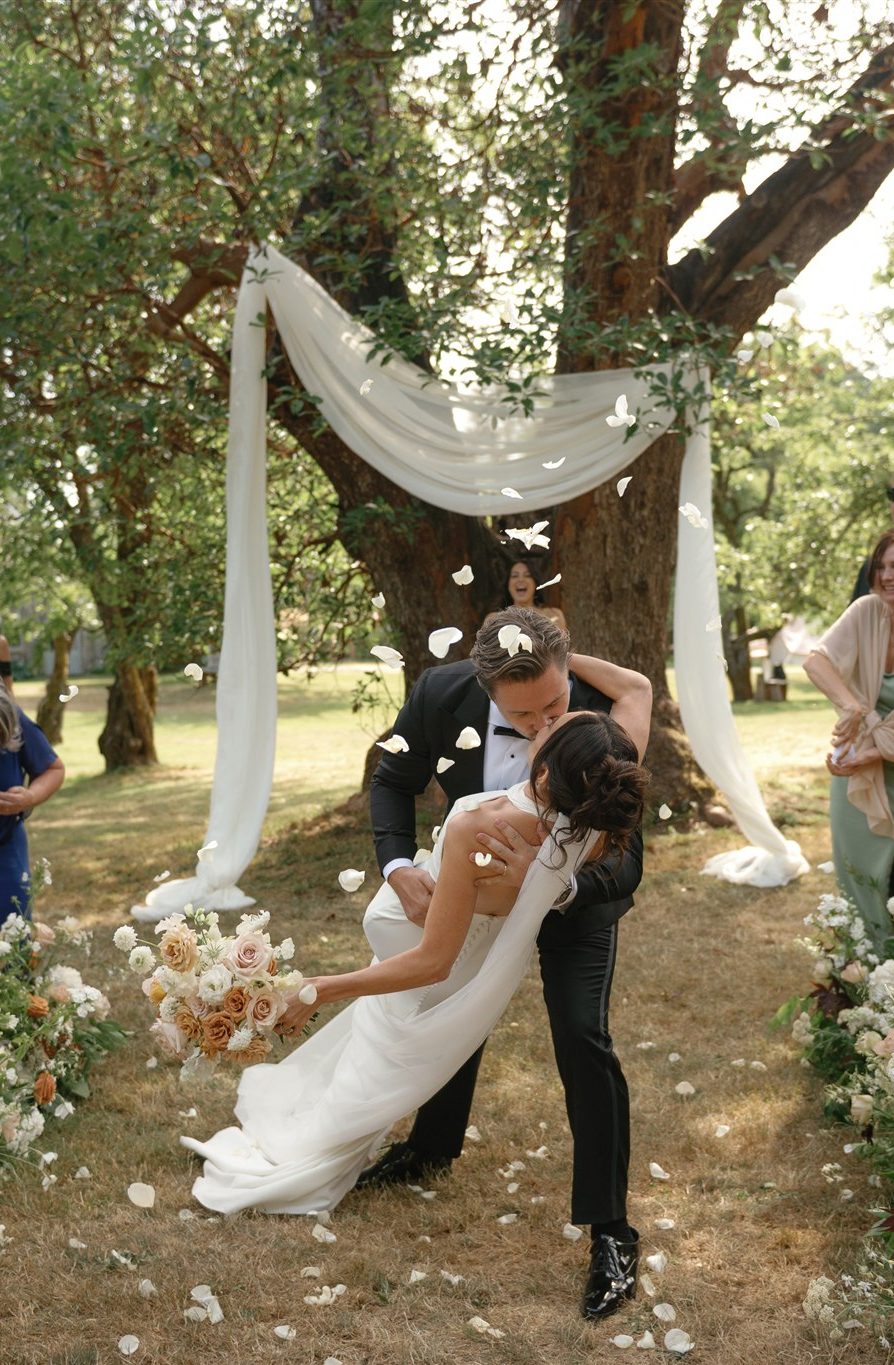 Photo Credit: Kaoverii Silva Vancouver Wedding Photography